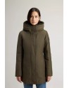 Woolrich  Boulder Parka in Ramar Cloth con cappuccio e collo removibile